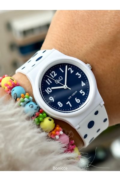 Q&Q White Silicone Cord, 10Bar Waterproof Digit Polka Dot Unisex Kids Wristwatch