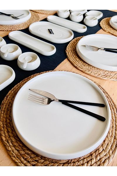 CASA DE BELLA 19 Piece 6-Person Porcelain Breakfast Set