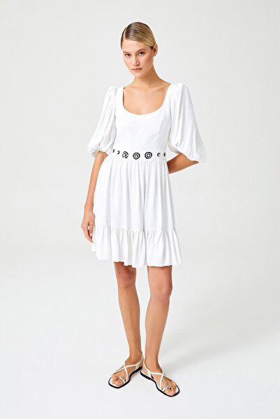 Jus De Pommes BEYAZ BALON KOLLU BONCUK İŞLEMELİ MİNİ ELBİSE