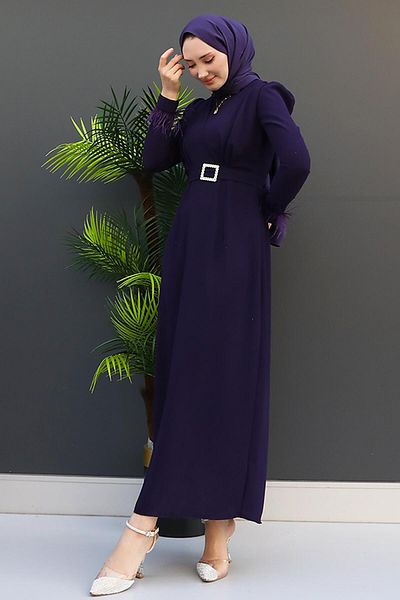GİZ AGİYİM Σκούρο Μωβ Φόρεμα Hijab - Λεπτομέρεια με πούπουλα