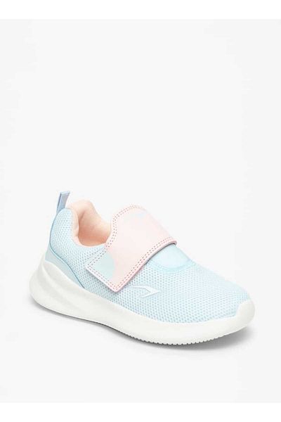 Dash Textured Sports Shoes with Hook and Loop Closure