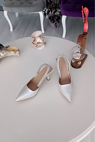 LA CALZATURE Rochie de mireasa cu toc patrat de 9 cm cu bretele din satin sid...