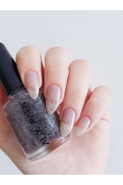 Alix Avien Simli Oje 38 - Yüksek Pigmentli Uzun Süreli Kalıcılık Hızlı Kuruma - Nail Lacquer 38