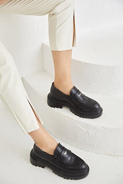 NILUFARR Holmes Чорні лофери з крокодилячим візерунком для жінок, виготовлені з натуральної шкіри