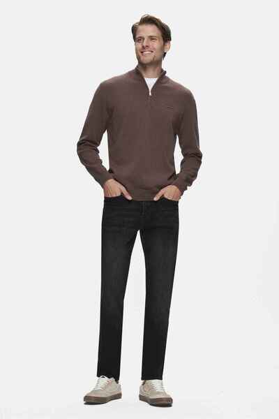 UCLA Fred Brown Half Zipper Stand Collar Embroidered Standard Fit Men's Knitwear