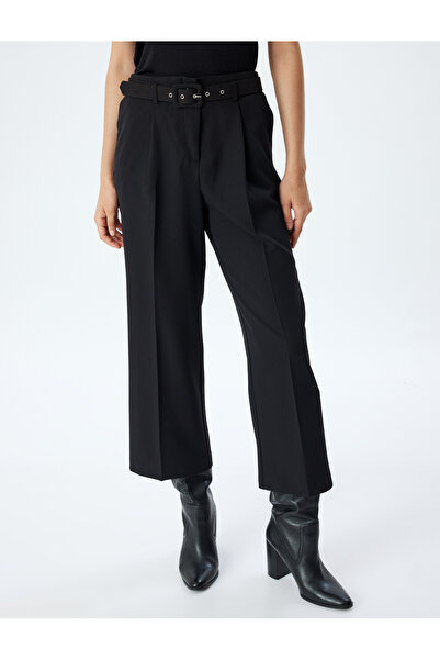 Koton Yüksek Bel Geniş Paça Kemerli Cepli Oversize Kumaş Pantolon