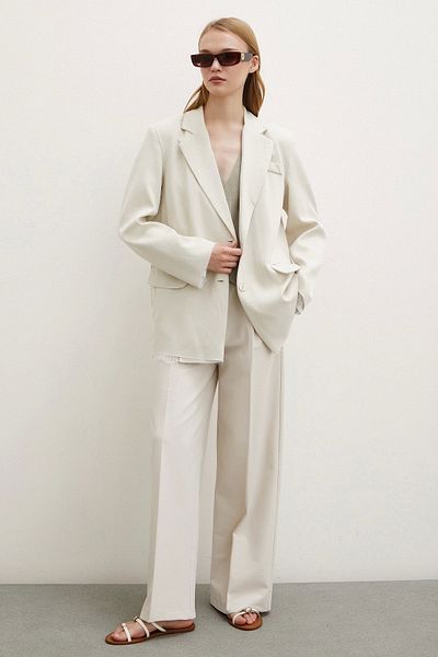Never more Μπεζ μπουφάν Blazer - με καπάκι τσέπης και λεπτομέρεια κοπής