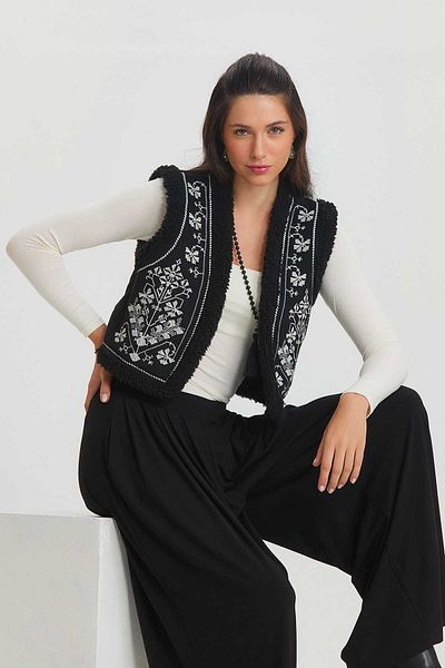 Clandestino Black Plush Vest - Ethnic Pattern