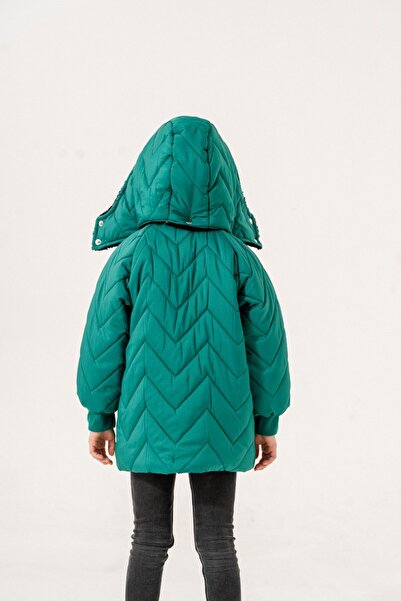 GİYİCEM Girl's Hooded Puffer Jacket with Sherpa Lining in Zigzag Pattern