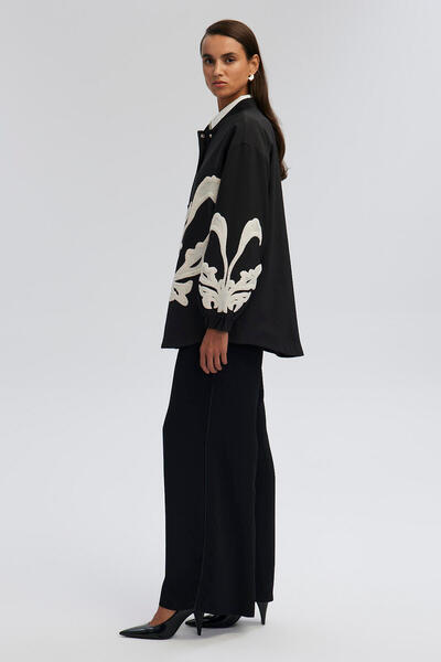 Touché Privé Vyšívaná krepová bunda