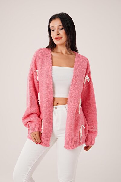 Hipo Trend Cardigan roz tricotat cu detaliu fundă