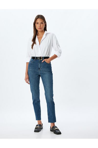 Koton Mom-Fit-Jeans, hohe Taille, schmale Passform, geknöpfte Tasche, Baumwolle – Mom-Fit-Jeans