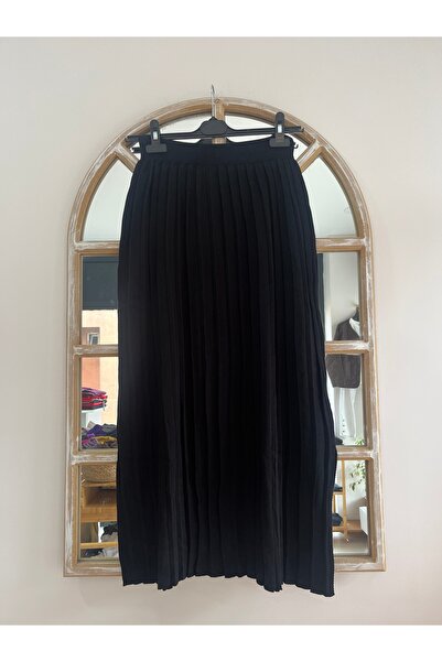 Flow Piliseli Triko Etek (SİYAH)