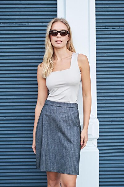 Jument Блуза с квадратна яка и без ръкави от ликра, стилна и лъскава материя, боди - цвят "камък"