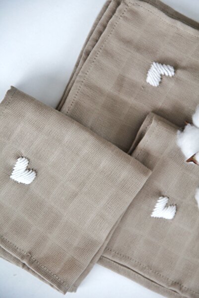 Muukh store Set of 5 Muslin Mouth Wipes - Brown and White Heart