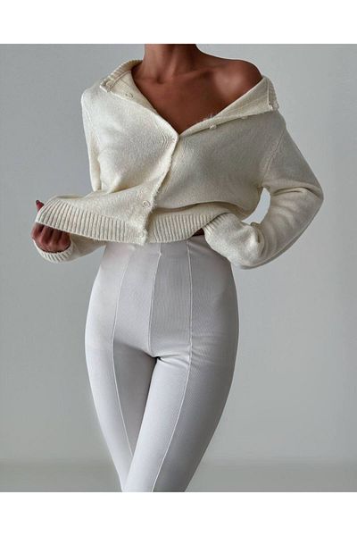 My Blog Cremefarbener Basic-Cardigan mit Shake-Knöpfen-4488