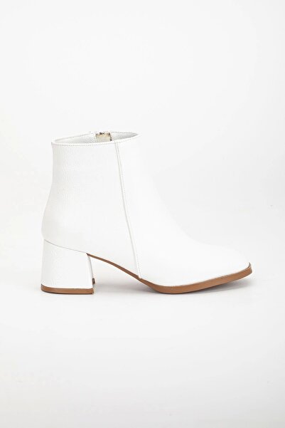 GULT Жіночі чоботи на плоскому носку