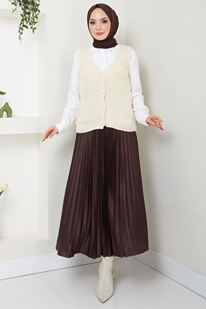 hafsamina Cream Knitwear Vest - Buttoned, Hm2595