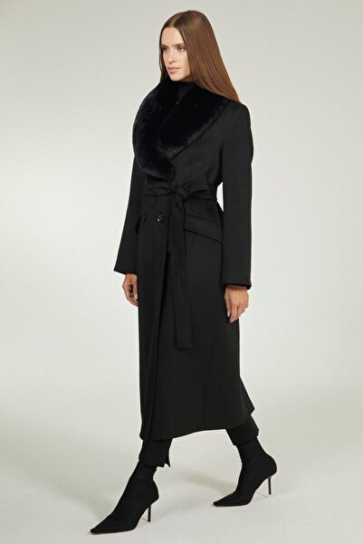 Zühre Collar Fur Detailed Black Coat 12358
