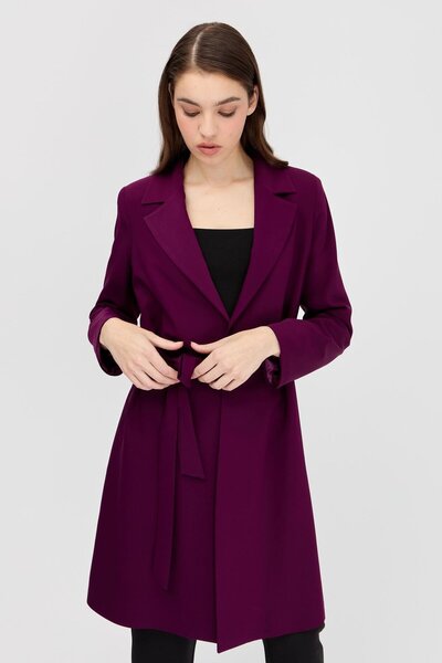 accort Damson - Дълго яке от креп с колан на талията