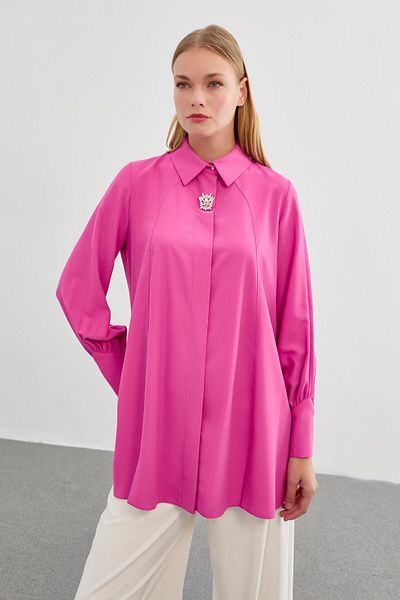 Zühre Fuchsia Blouse with Brooch Detail B-0095