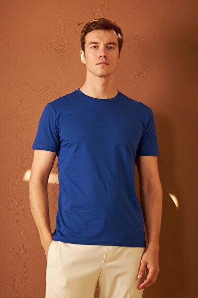 odelon Ανδρικό - 100% βαμβακερό μπλουζάκι με λαιμόκοψη σε λεπτή εφαρμογή