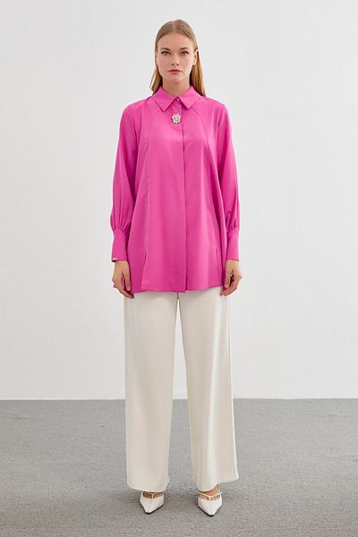 Zühre Fuchsia Blouse with Brooch Detail B-0095