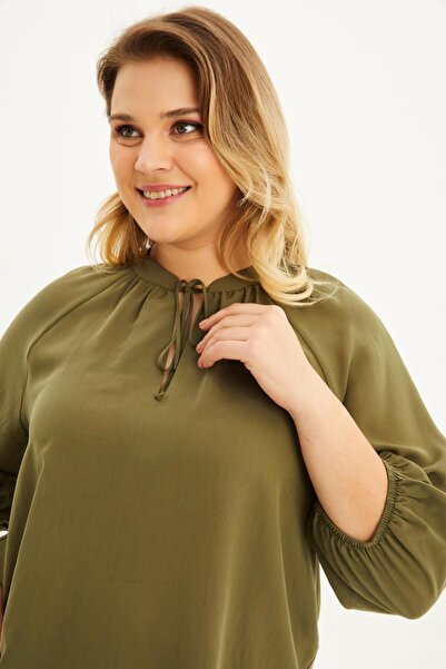 MYLİNE V Yaka Bağcık Detaylı Bluz