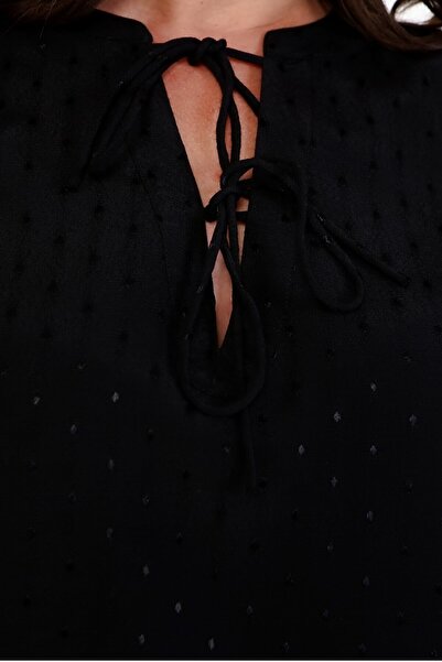 MYLİNE V Yaka Önü Bağcıklı Bluz