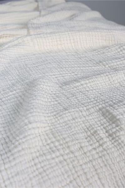 GİNETEKS Cuvertură de pat de o persoană din muselină albă - 4 straturi cu perne, model de lux (170x220)