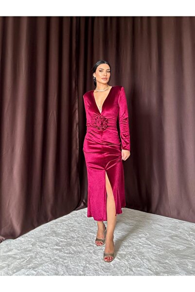 Afiş Butik Bordo Kadife Gül Detaylı Drapeli Yırtmaçlı Elbise