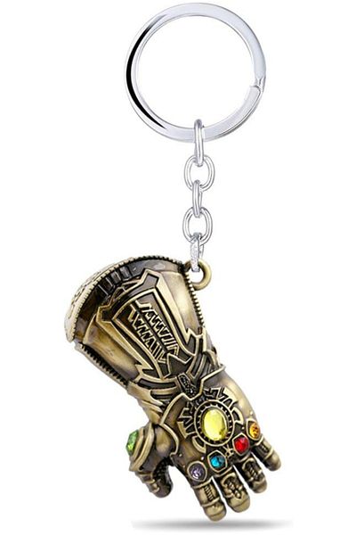 TOYFEST سلسلة مفاتيح معدنية مرصعة بالأحجار ثلاثية الأبعاد من Thanos - لون ذهبي - قطعة واحدة