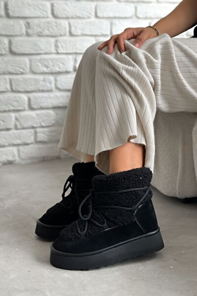 Shoebutik Frigo Μαύρα βελούδινα δαντέλα με λεπτομέρεια Γυναικείες χειμερινές μπότες