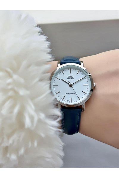 Q&Q Elegant Thin Case Women Leather Cord Wrist Watch
