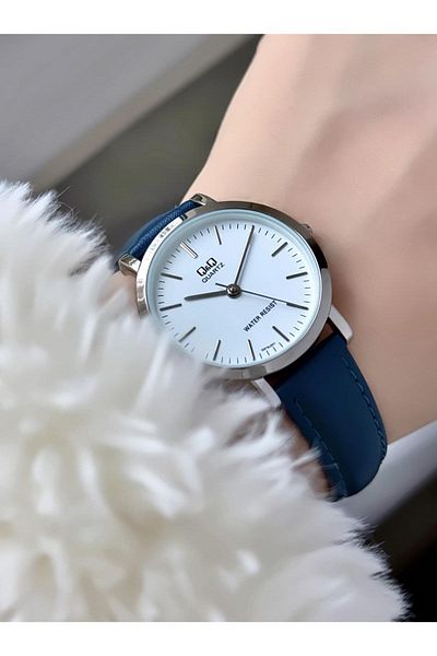 Q&Q Elegant Thin Case Women Leather Cord Wrist Watch