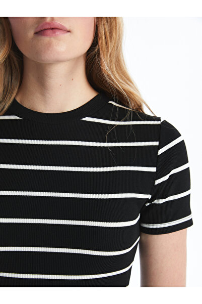 LC Waikiki Γυναικείο ριγέ κοντομάνικο φόρεμα με λαιμόκοψη