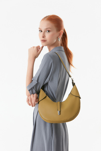 Fulla Moda Faux Leather Zipper Bag