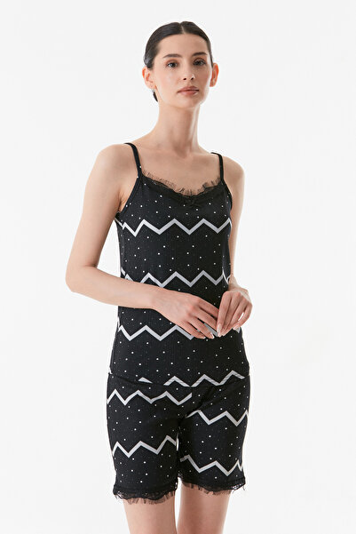 Fulla Moda Lace Patterned Pajama Set with Shorts