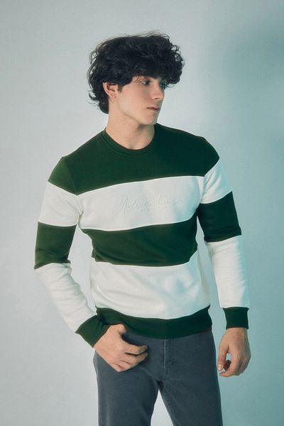 Fulla Moda 3 Thread Color Blocked Text Printed Crew Neck Sweatshirt