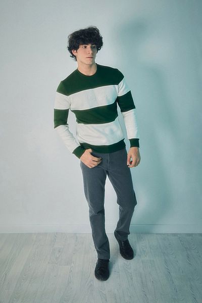 Fulla Moda 3 Thread Color Blocked Text Printed Crew Neck Sweatshirt