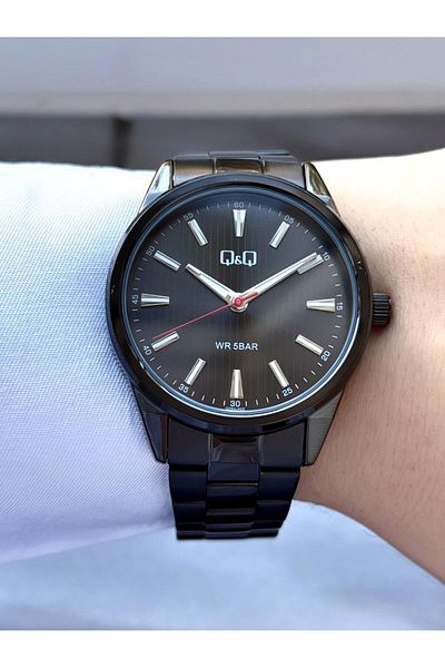 Q&Q Men's Classic Black Sport Metal Cord Wrist Watch