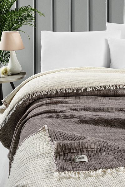 Kanz Double 5 Layer Filled Muslin Bedspread - Brown
