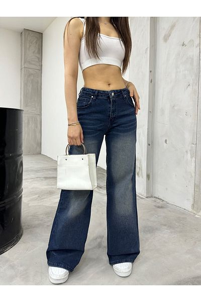 BİKELİFE Locker geschnittene Damenjeans – gerade Passform mit Pale-Effekt