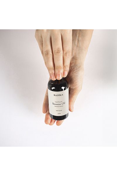 Radika Aromatherapy Sesamöl, Kaltgepresst, 100% Rein, BIO, natürlich, 100 ml