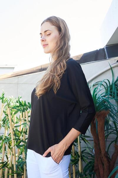 Jument Μαύρη μπλούζα μπλουζάκι για γυναίκες - λαιμόκοψη, νυχτερίδα κάπρι, μανίκι τριών τετάρτων, ύφασμα που δεν τσακίζει