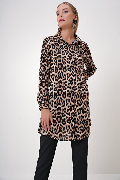 Trend Alaçatı Stili Női leopárd akvarell mintás poplin ing ALC-X12850