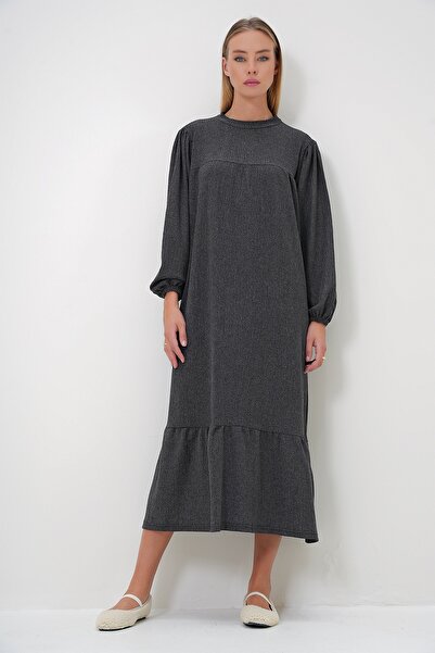 Trend Alaçatı Stili Antracit színű - Flounce Maxi hosszúságú női ruha ALC-X12911