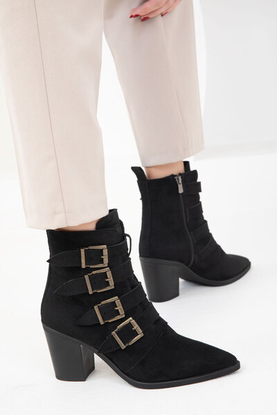 SOHO Model Černé semišové dámské boty z roku 1988 - Bootie