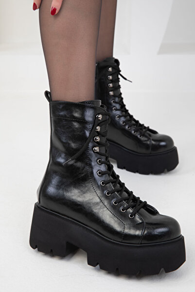 SOHO Dámské černé kozačky – model Bootie z roku 19900