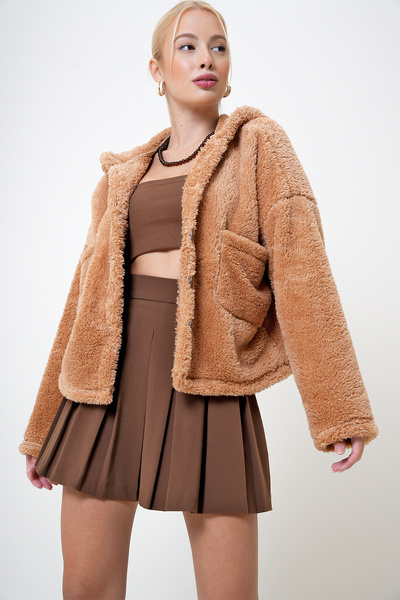 VAGGON Dámský plyšový kabát s kapucí a dvojitou kapsou Camel Prm1101